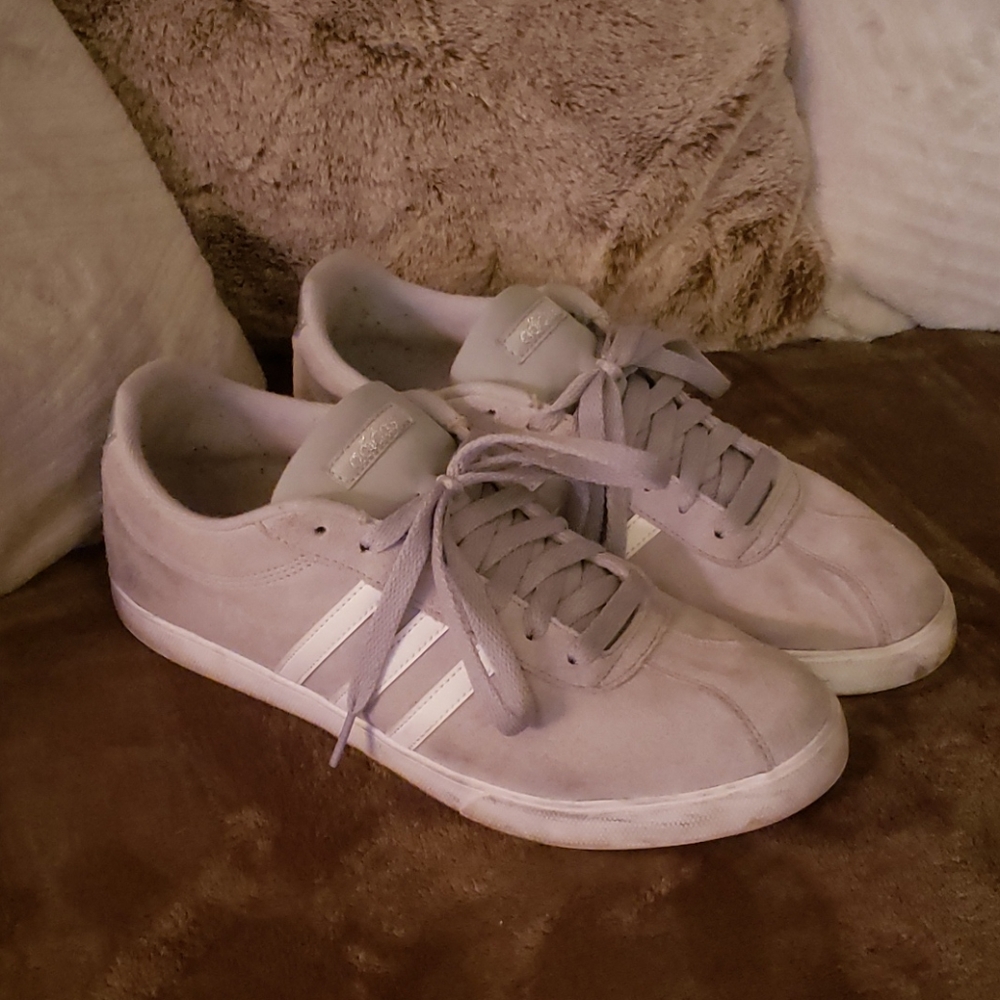 Adidas tennis shoes